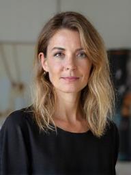 Aisling Byrne - Creative Director in a studio